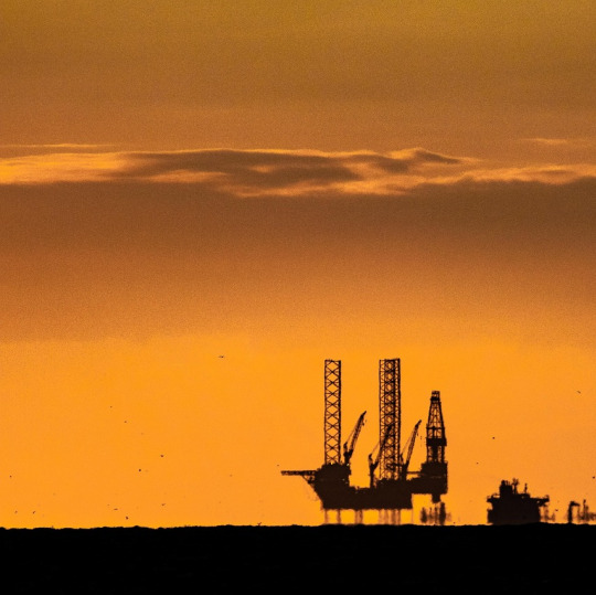 oil rig sunset